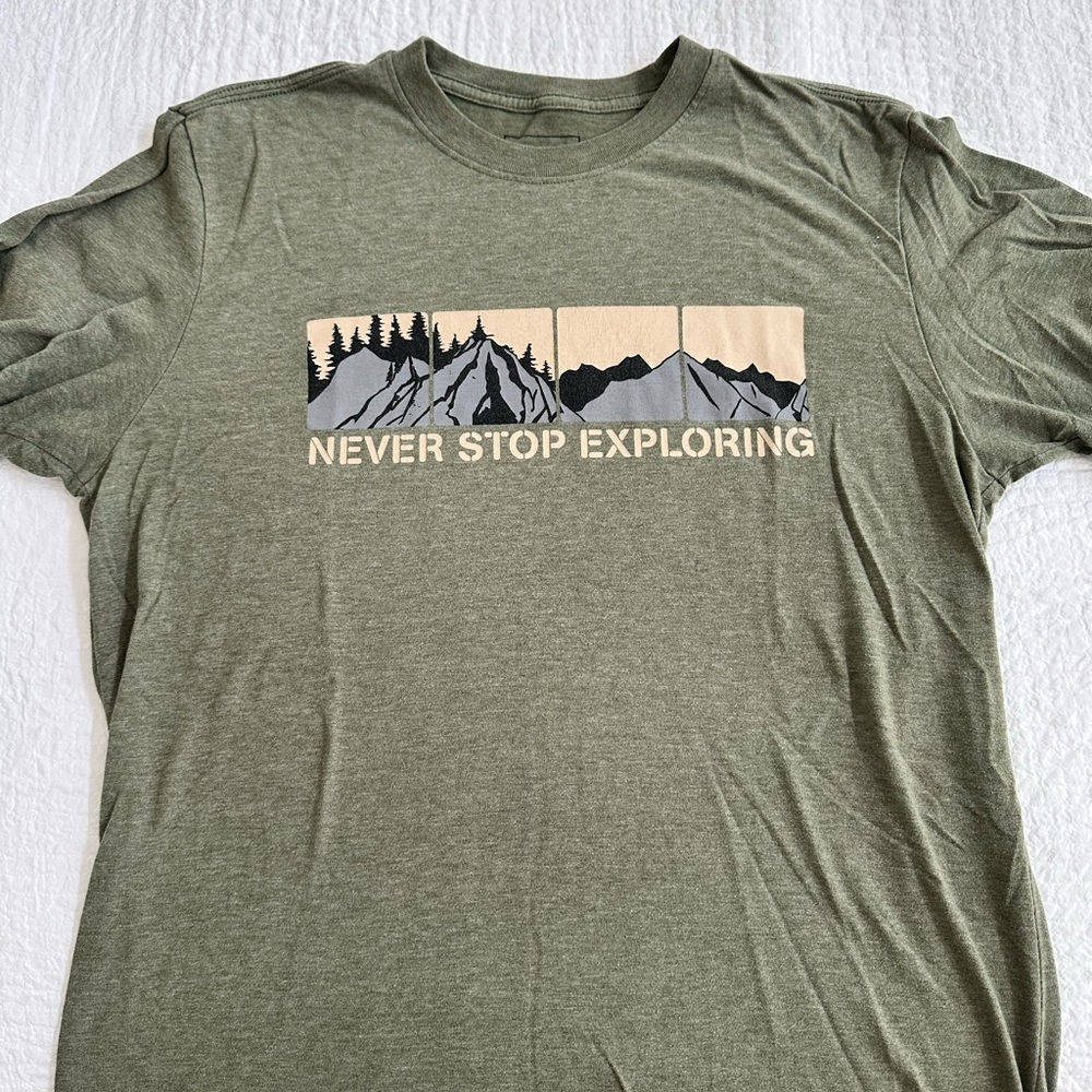 North Face Green Graphic T-Shirt